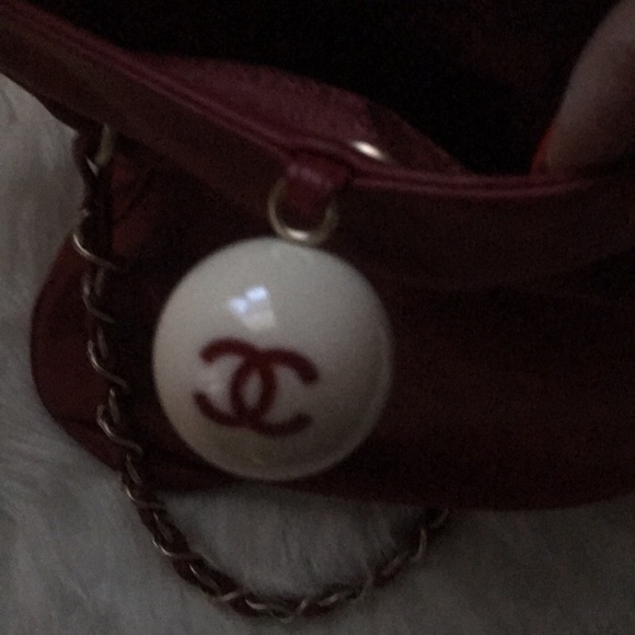 Authentic chanel clutch with gold chain, very cute - Picture 3 of 3
